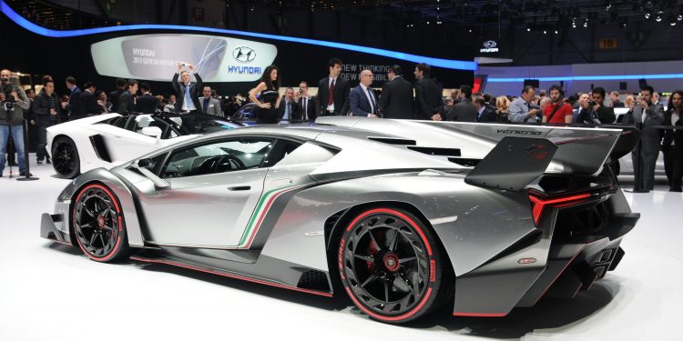 Looking For The Best Companies To Rent Cars in Dubai? Here They Are