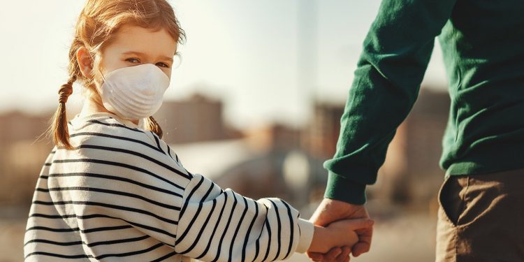 How to save money when you are a responsible parent?