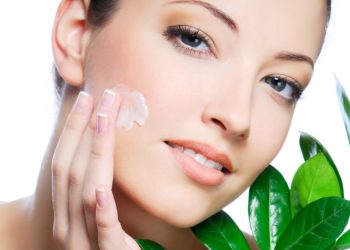 8 Homemade Beauty Tips For Glowing Skin