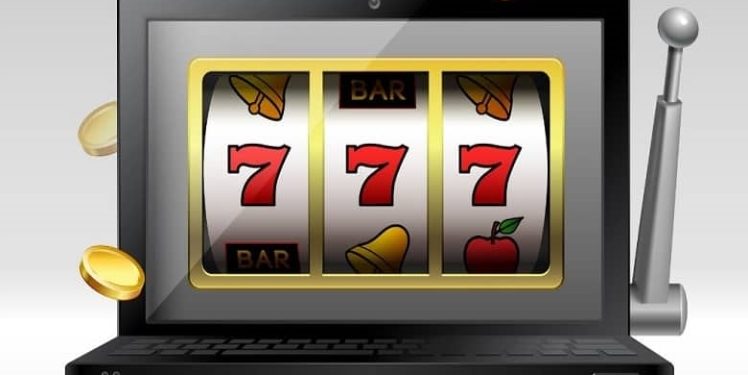 Advantages of Playing Free Online Slots