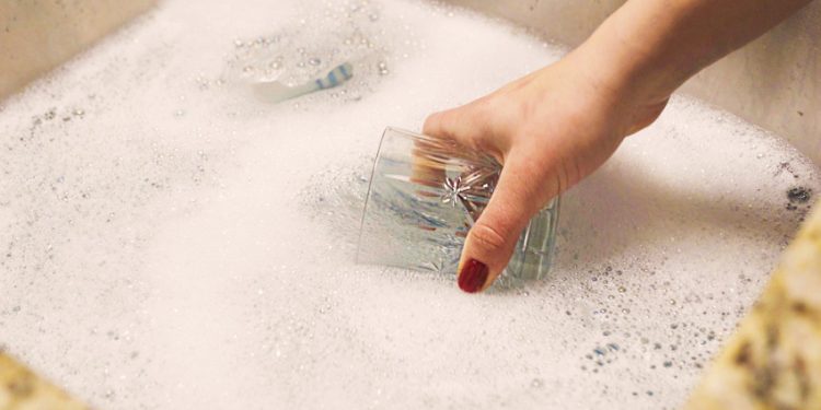 How to clean crystal?