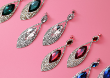 Diamond Earrings: The Ultimate Guide