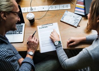 Why Should Businesses Hire Contractual Recruitment Agencies?