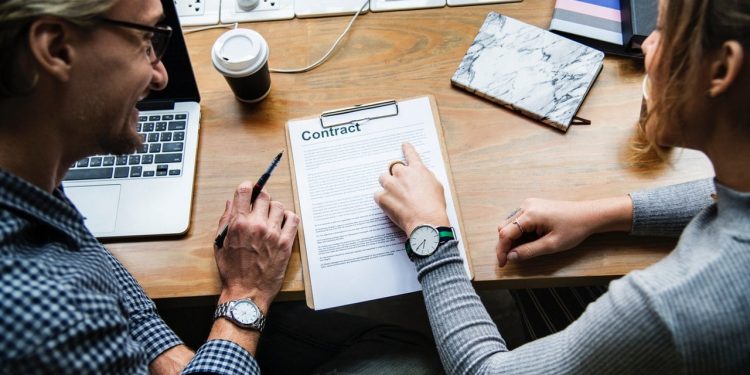 Why Should Businesses Hire Contractual Recruitment Agencies?