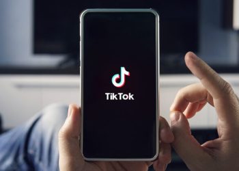 What are the Pros and Cons of Buying TikTok Likes