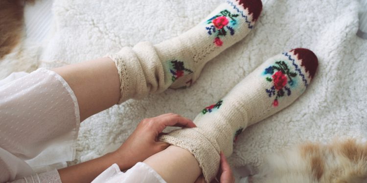 Buy diabetic socks to manage diabetes.