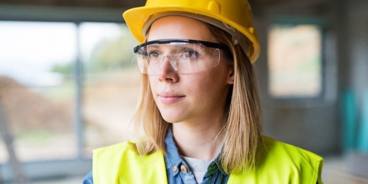Tips To Buying The Right Construction Glasses For Your Next Big Project