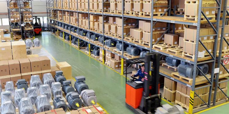 Inventory Management vs. Warehouse Management: A Discussion on the Differences