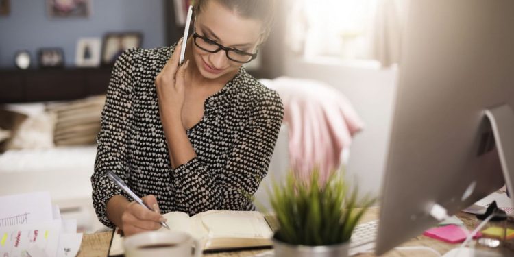 7 Digital Jobs To Make Money While Living an Alternative Lifestyle