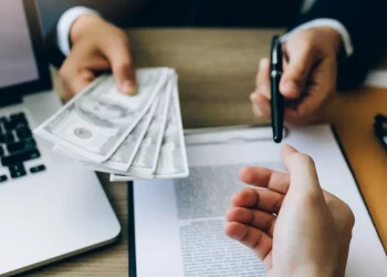 Why You Need A Personal Loan When Living In A Big City?