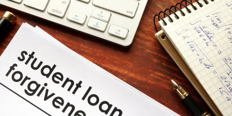 How parents can plan for a child’s higher education when repaying loans