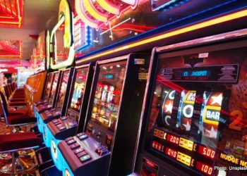 What Makes Online Slots So Famous?