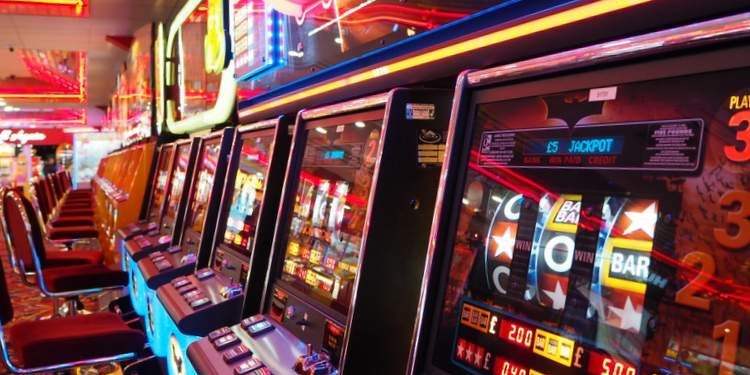 What Makes Online Slots So Famous?