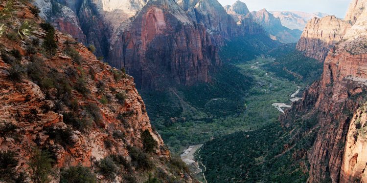 The Ultimate Guide To Experiencing Zion National Park