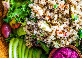 Black Quinoa Has Become a Healthy Alternative to Rice Due To Its Excellent Source of Protein and High Nutrients Such As Magnesium and Phosphorus