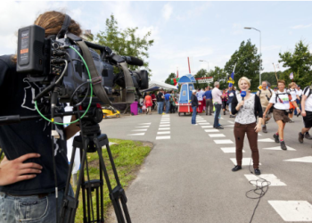 How is sports journalism changing, and how can sports journalists keep up with the new world of technology involved in it?