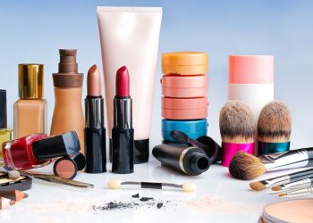 What Are Cosmetic Chemicals? How They Are Beneficial For Cosmetic Industry?