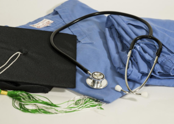 Tips for preparing to start an online nursing program