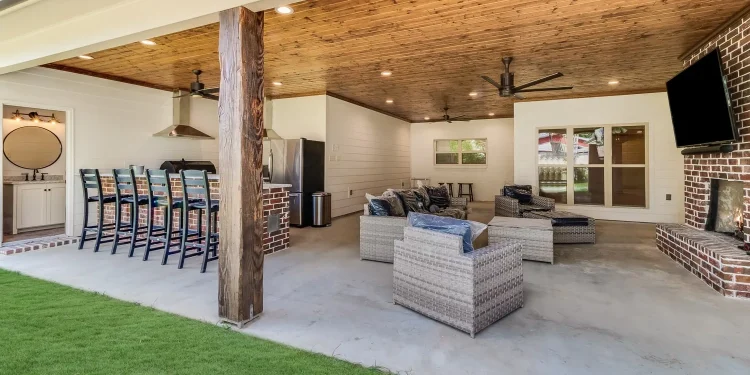 Expert Tips for Designing and Building Your Dream outdoor kitchen Houston
